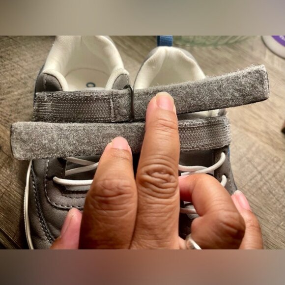 Oshkosh Gray shoes - Picture 8 of 9